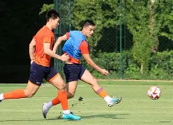 关于集结日体能课后,夏洛特黄蜂战术微调备战亚冠,态度坚定,医务组通报恢复的信息 关于集结日体能课后,夏洛特黄蜂战术微调备战亚冠,态度坚定,医务组通报恢复的信息