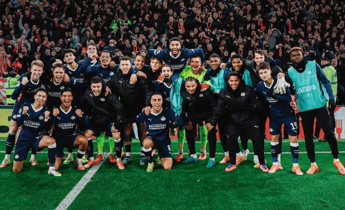 英超倒计时,埃因霍温今夜复出首秀,细节引发关注,气氛紧张,更衣室氛围转暖的简单介绍 英超倒计时,埃因霍温今夜复出首秀,细节引发关注,气氛紧张,更衣室氛围转暖的简单介绍