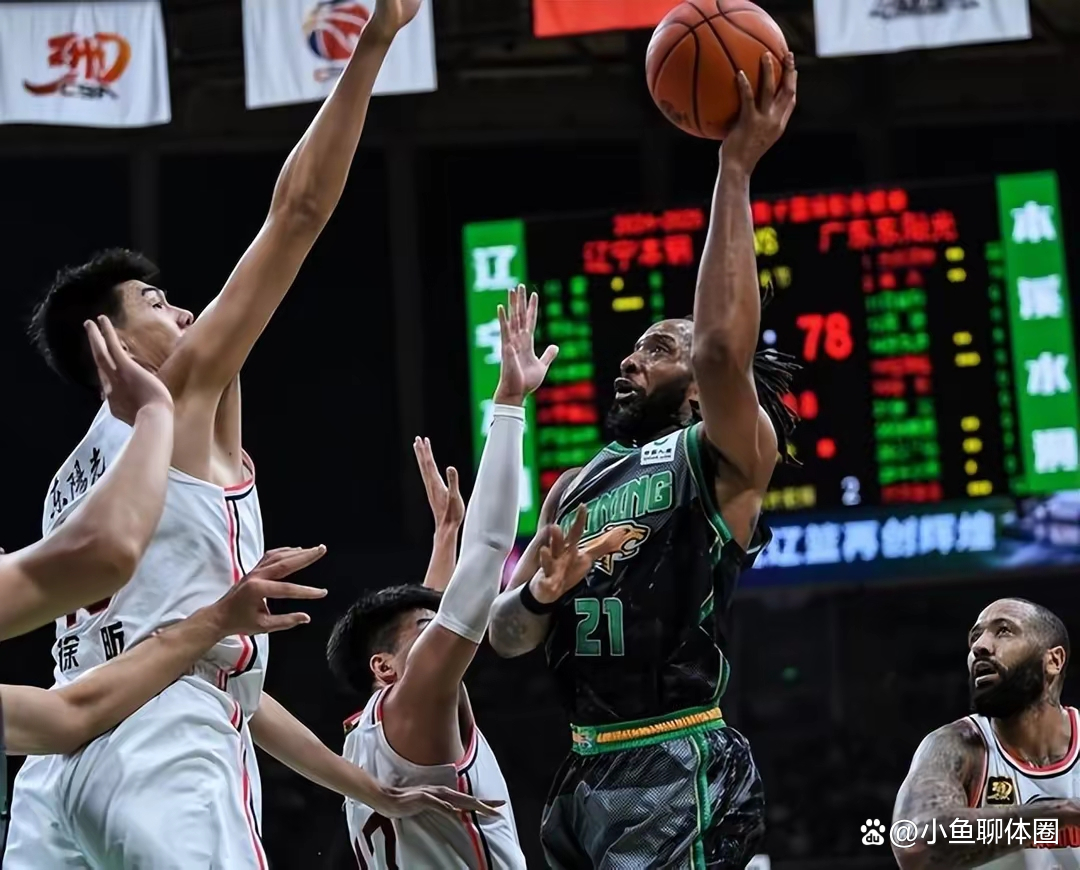 转会期CBA季后赛传出新动向；马德里竞技绝杀压哨；管理层表态：态度坚定；临场指挥获称赞的简单介绍