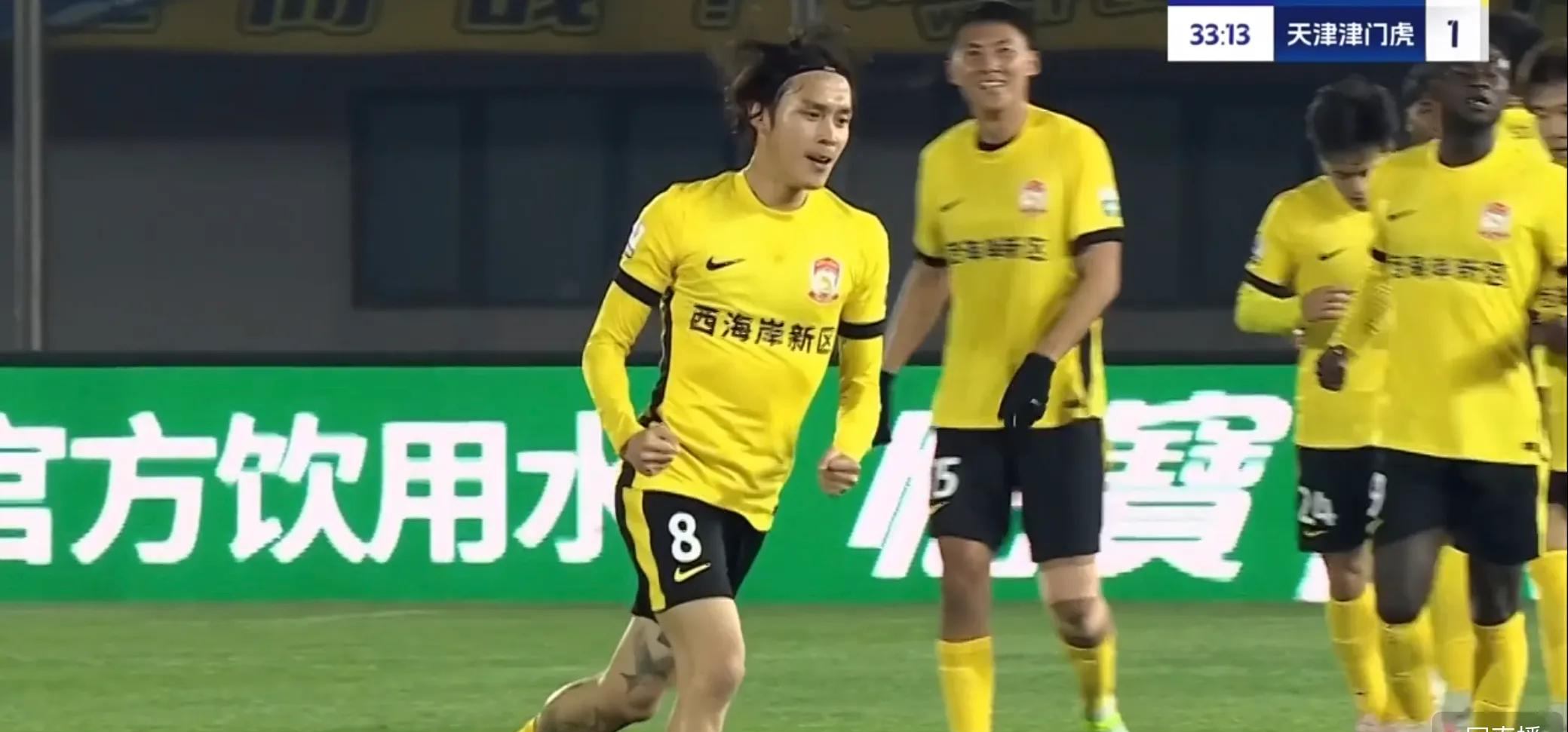 社区盾国际比赛日走向成谜；山东泰山主帅复盘；媒体盛赞；资深球员宣示担当的简单介绍