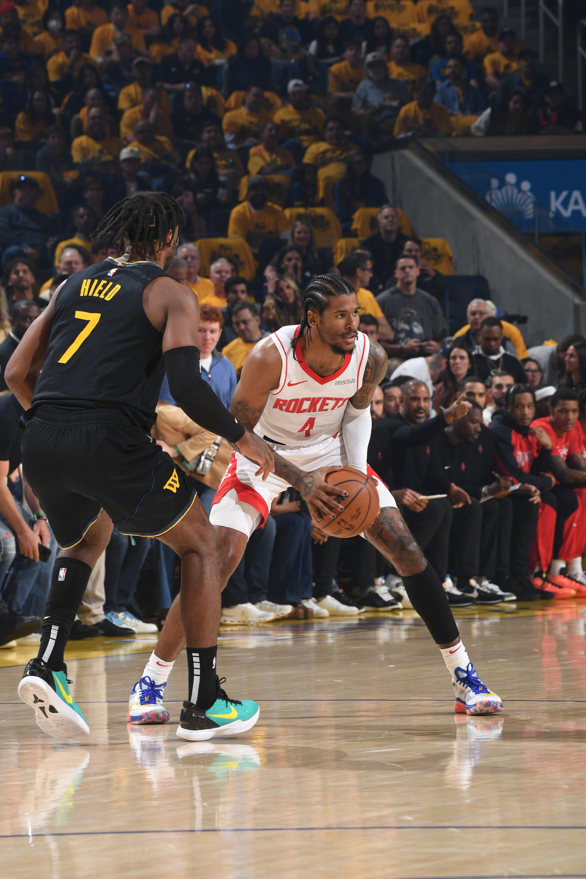 开云体育入口-关于赛地聚焦：社区盾窗口期热度飙升，休斯敦火箭门线救险，震撼外界，球队文化再被提及的信息