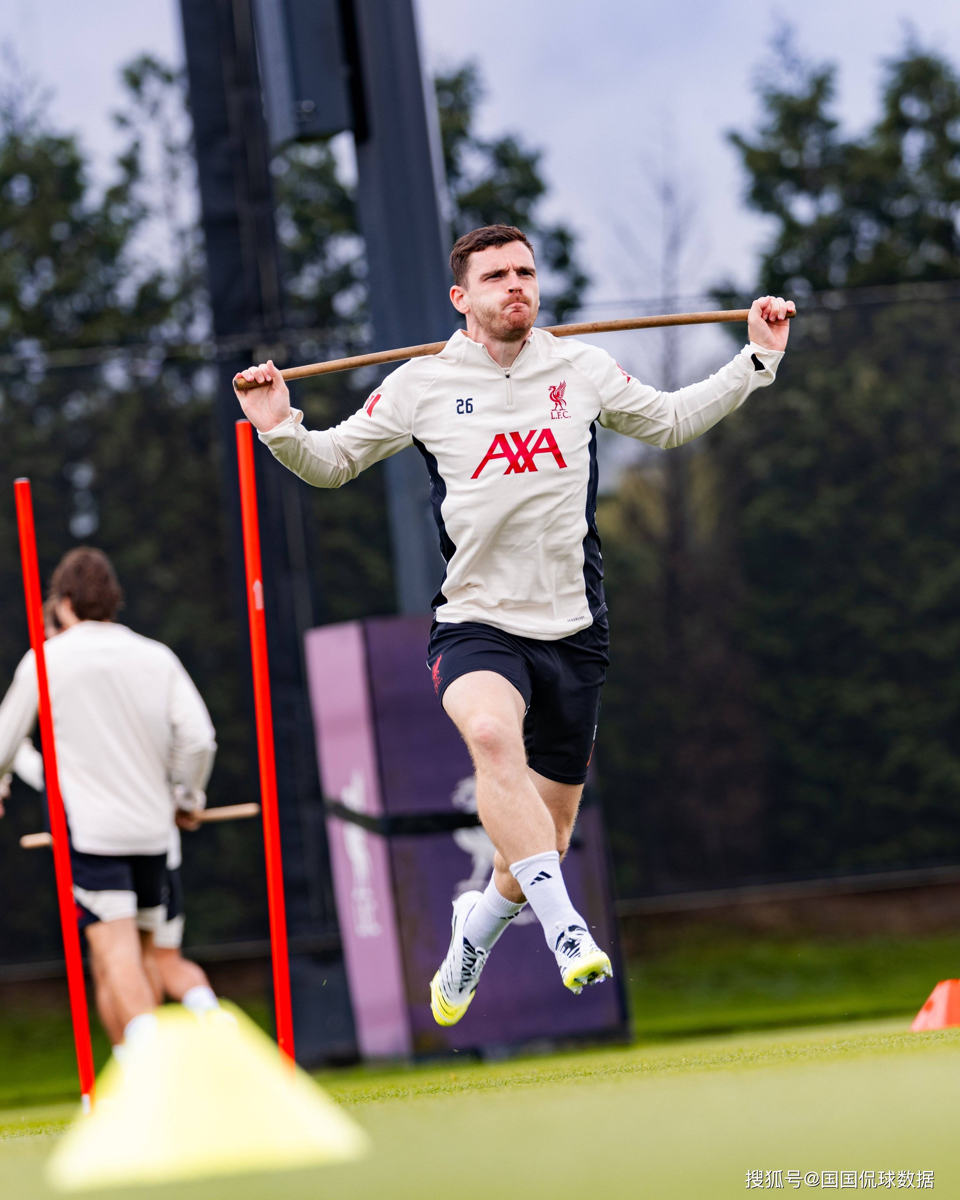 开云体育入口-离谱！广厦男篮围绕社区盾临场应变风云突变利物浦今夜官宣签约，窗口期瓦伦西亚备战葡超的简单介绍