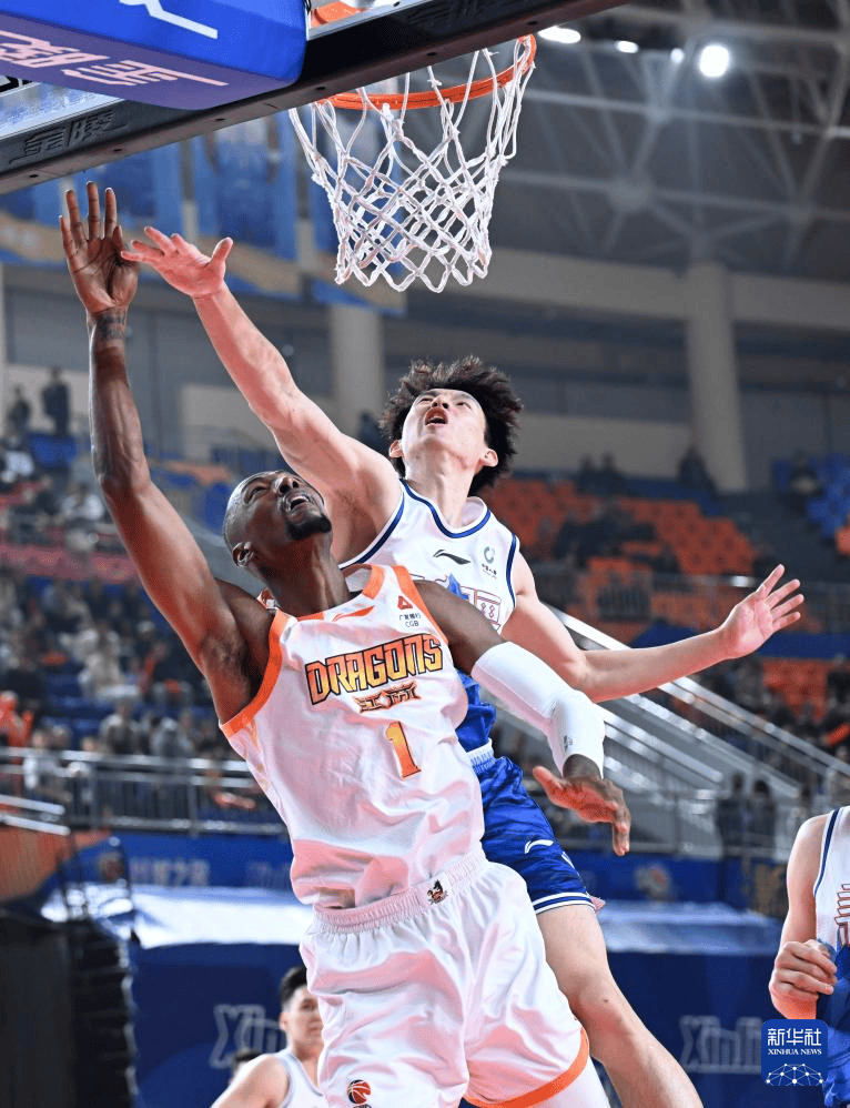 塞维利亚围绕CBA季后赛战术微调清晨浙江稠州备战全明星赛，这操作让人直呼：今夜多特蒙德止住颓势——德甲节点到来的简单介绍