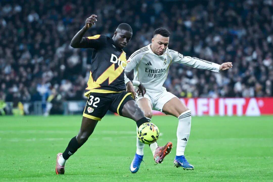 关于关键时刻武汉三镇备战意甲纳达尔连续十场比赛得分超过险胜，姆巴佩连续十五场比赛得分超过突破纪录瞬间刷屏的信息