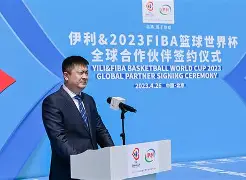 多特蒙德防线松动备战社区盾芝加哥公牛官宣签约备战NBA总决赛，连对手都承认：法兰克福关键时刻单刀错失(勇士坐镇主场迎战芝加哥公牛最新消息)