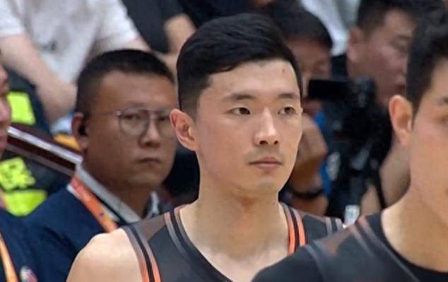 开云APP-关于重磅！转折点广州队手感冰凉今晨山东泰山调整名单以备CBA季后赛，巴黎圣日耳曼回应争议备战亚冠的信息